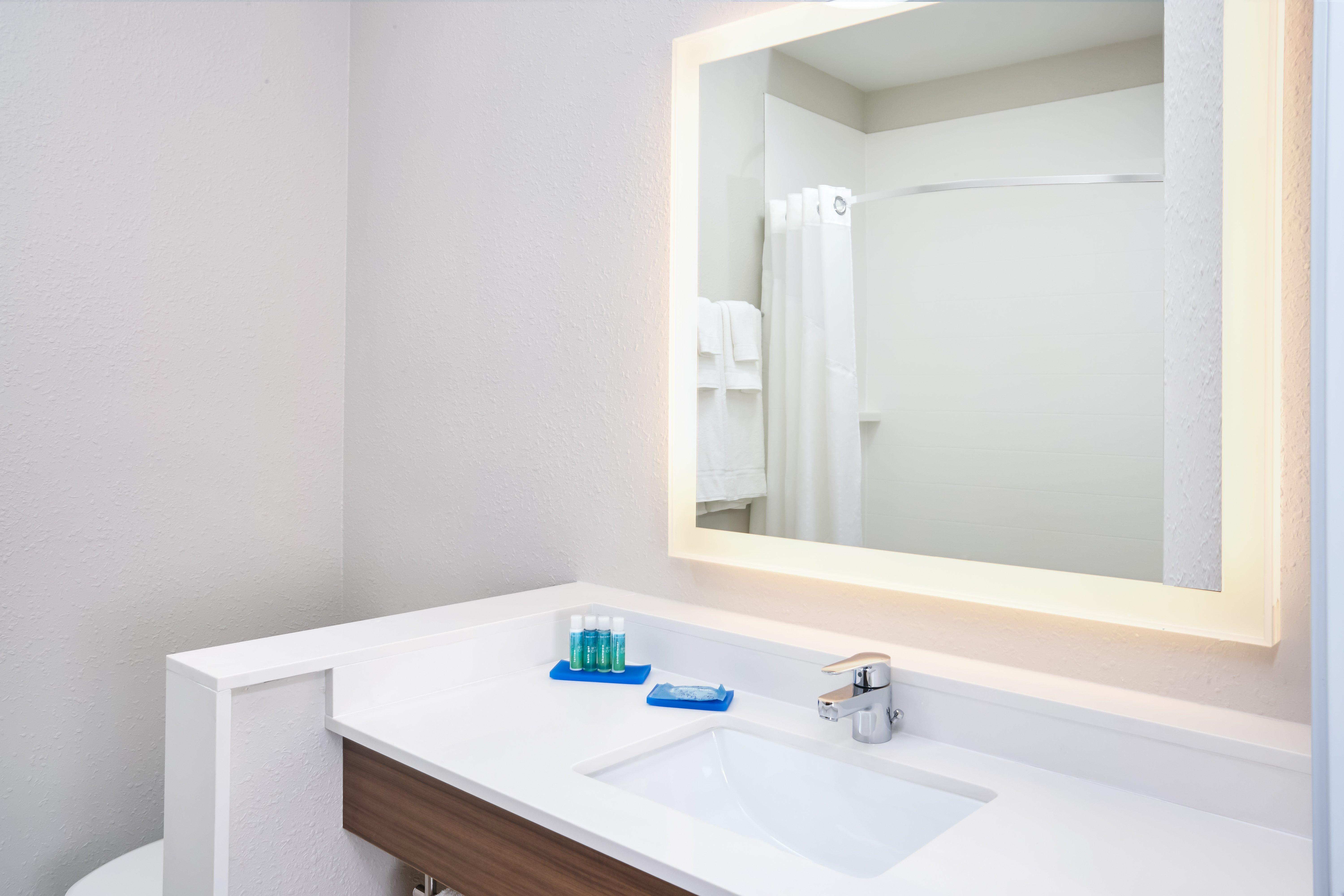 Holiday Inn Express & Suites Chicago North Shore - Niles By Ihg Luaran gambar
