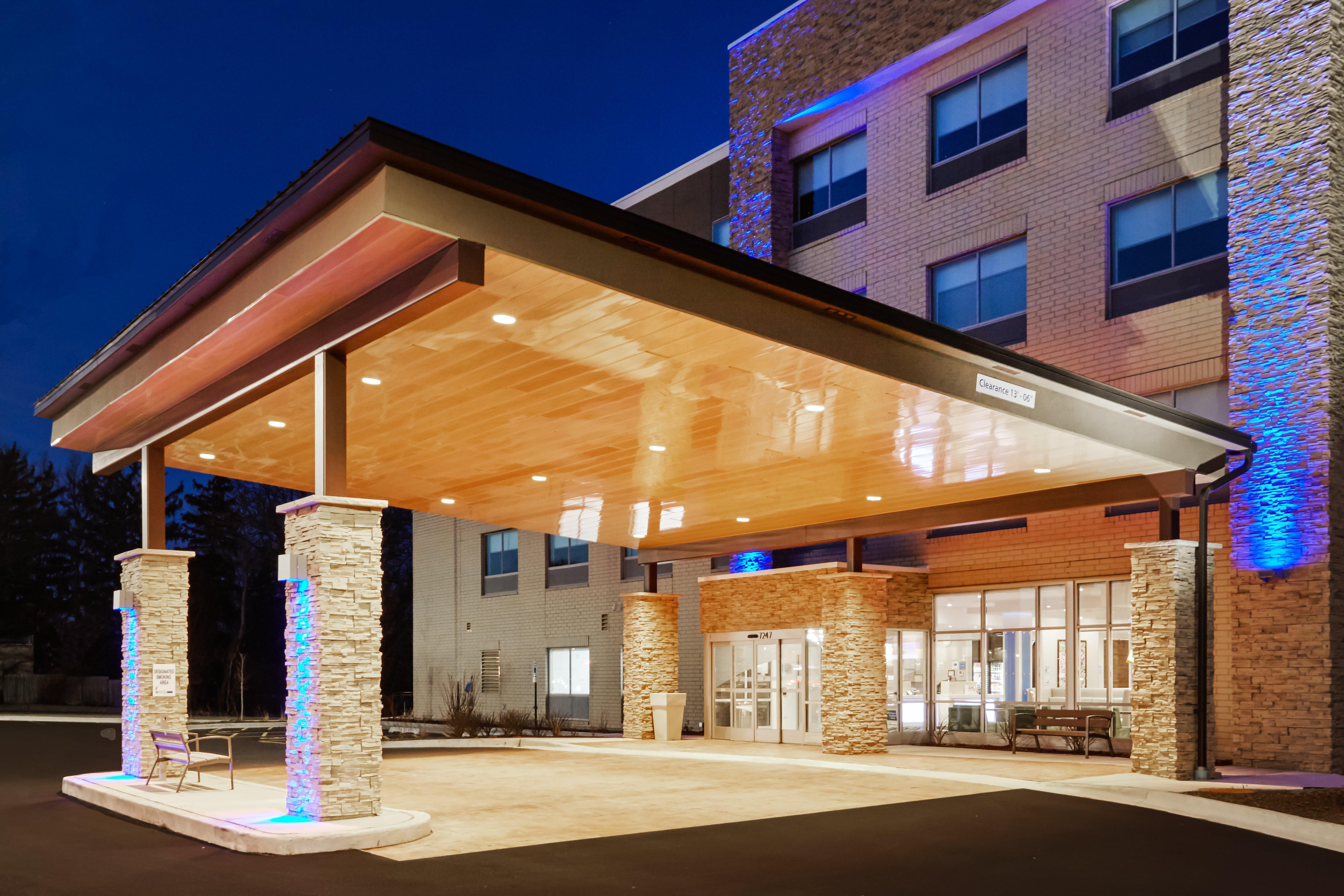 Holiday Inn Express & Suites Chicago North Shore - Niles By Ihg Luaran gambar