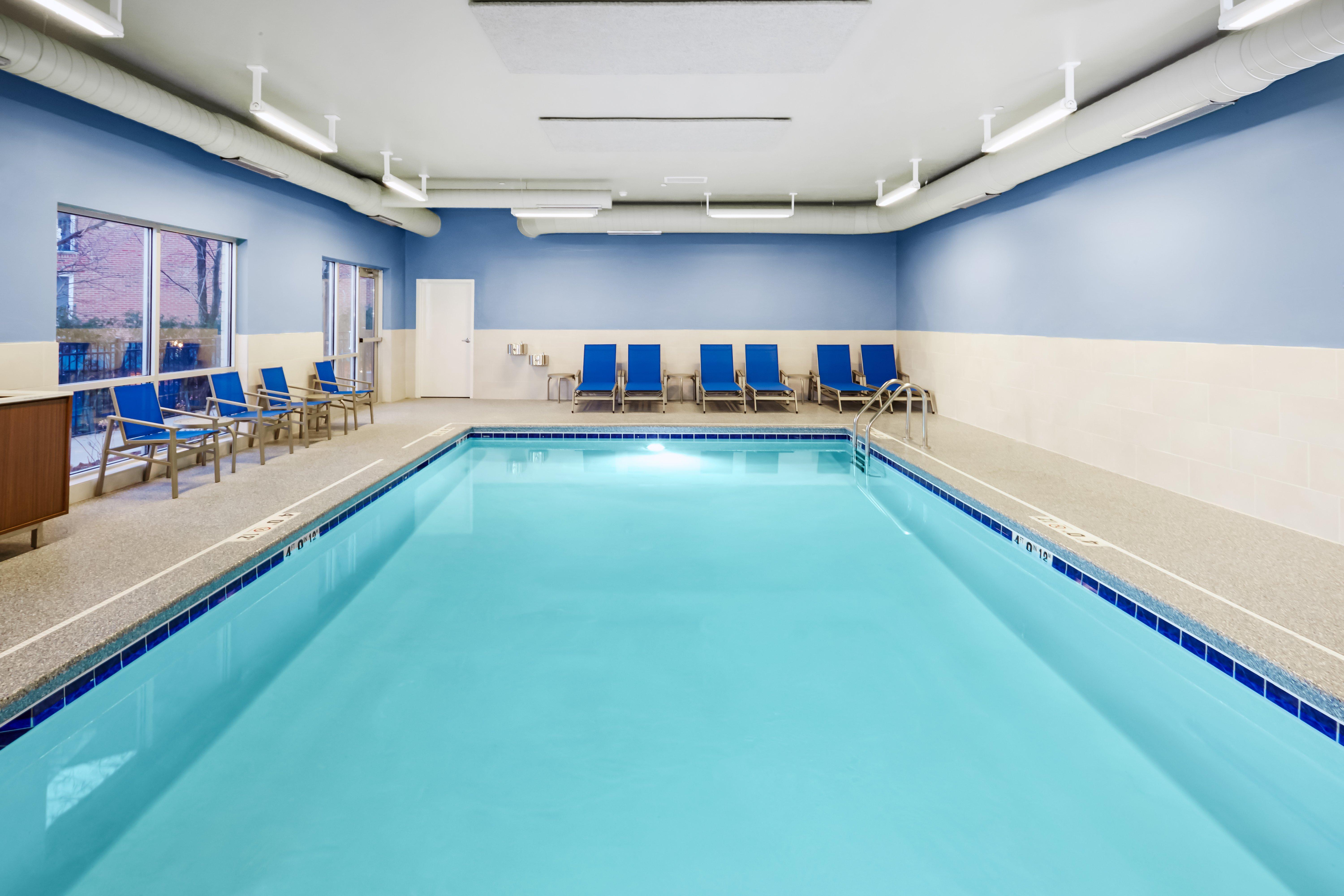 Holiday Inn Express & Suites Chicago North Shore - Niles By Ihg Luaran gambar