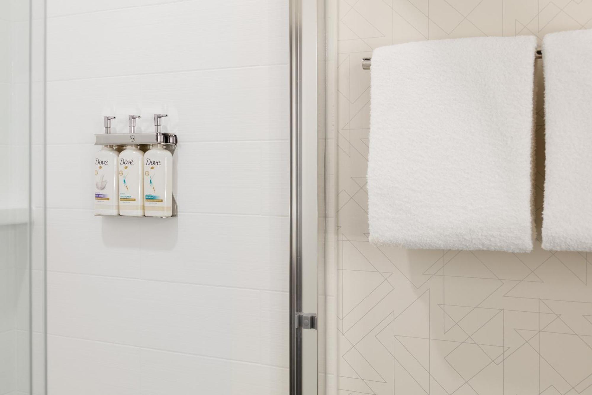Holiday Inn Express & Suites Chicago North Shore - Niles By Ihg Luaran gambar