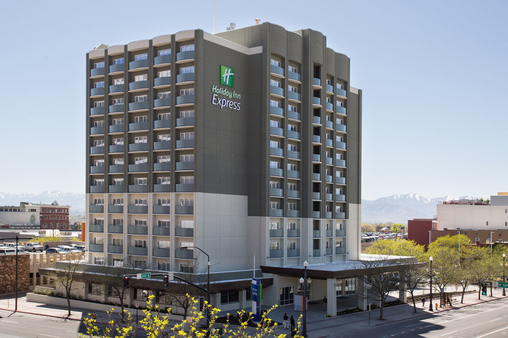 Holiday Inn Express & Suites Chicago North Shore - Niles By Ihg Luaran gambar